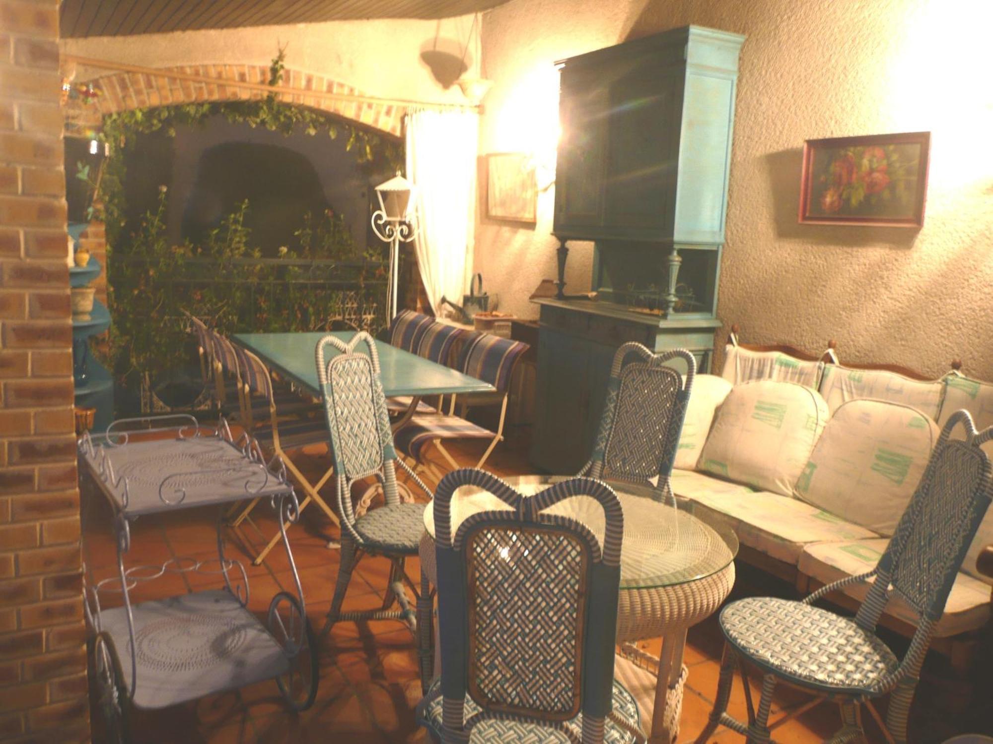 Au Fond De La Cour Bed & Breakfast Veyre-Monton Dış mekan fotoğraf