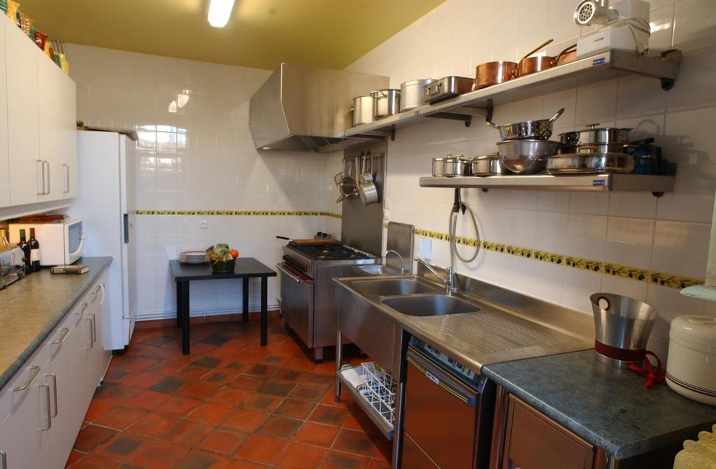 Au Fond De La Cour Bed & Breakfast Veyre-Monton Dış mekan fotoğraf
