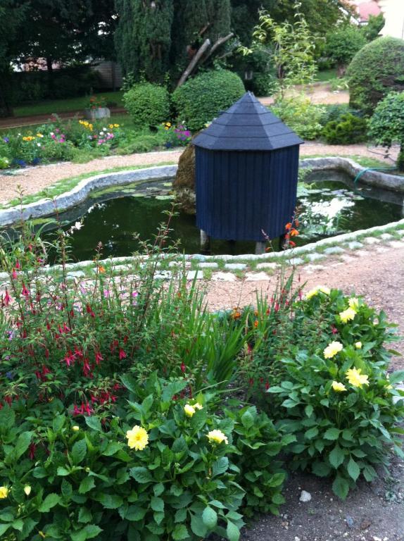 Au Fond De La Cour Bed & Breakfast Veyre-Monton Dış mekan fotoğraf